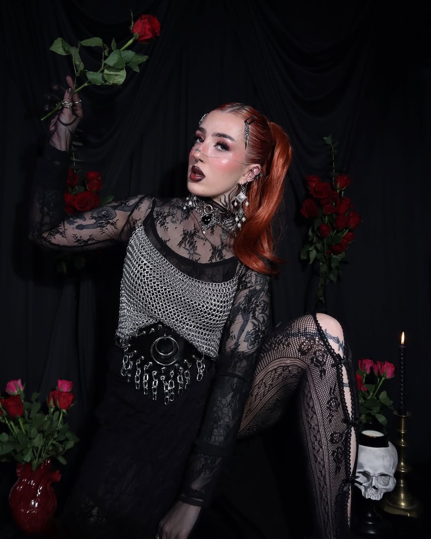 Mimi - Atlantis Modelling Agency