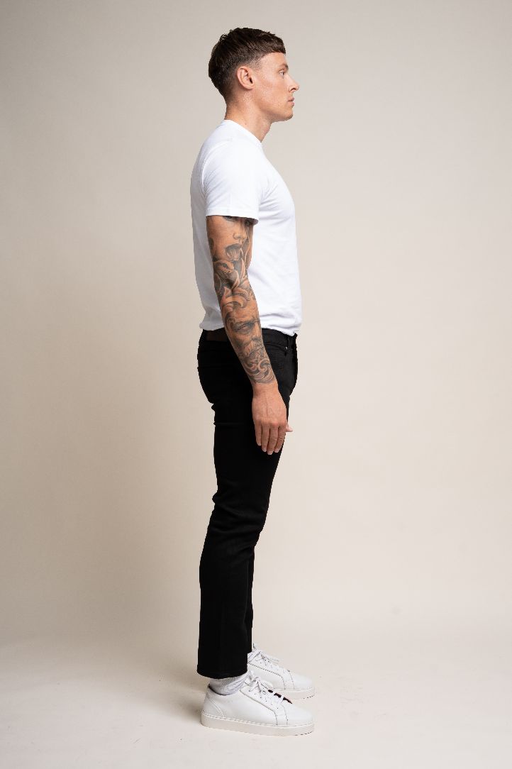 Gus - Atlantis Modelling Agency